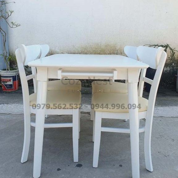 Bộ bàn ăn gia đình 4 người phong cách tối giản, dễ kết hợp nhiều nội thất