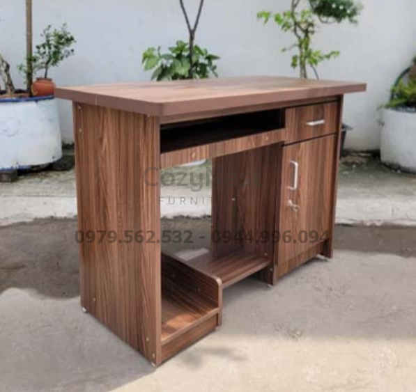 Bàn máy tính có ngăn bàn phím trượt tiện dụng