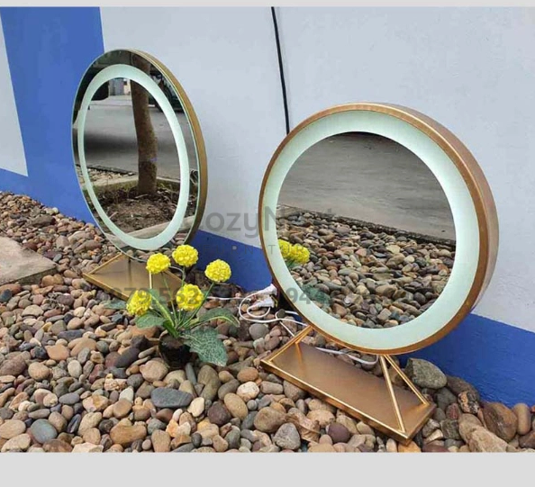 gương soi để bàn đèn cảm ứng d40