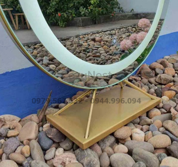 gương led để bàn trang điểm d40
