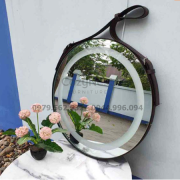 gương treo tường có đèn cảm ứng d40 dây da màu đen